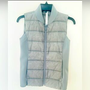 Lululemon Puffer Vest Down For It All Gray Goose Down Lightweight Women’s 4 NWOT